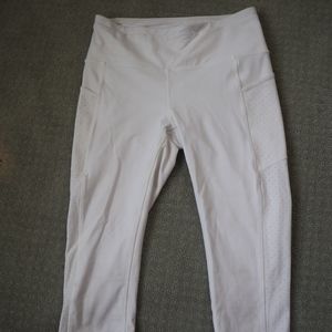 White Lululemon leggings